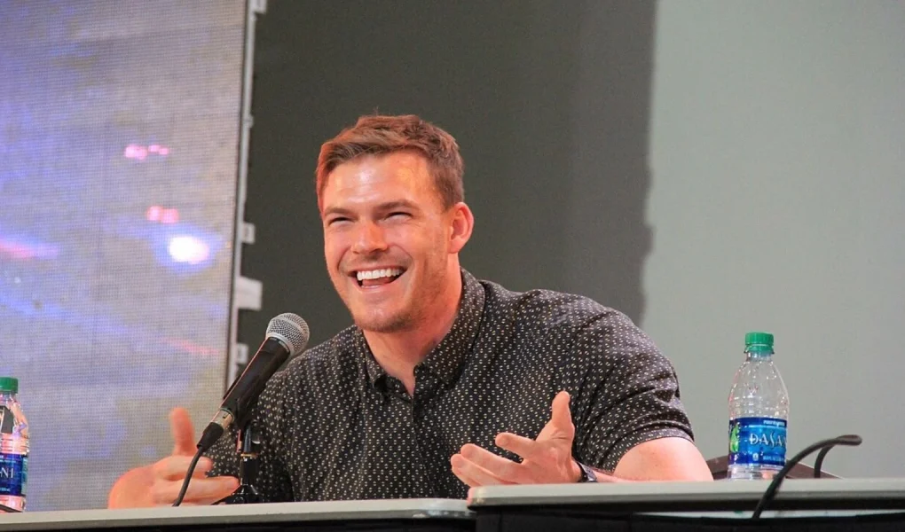 alan ritchson