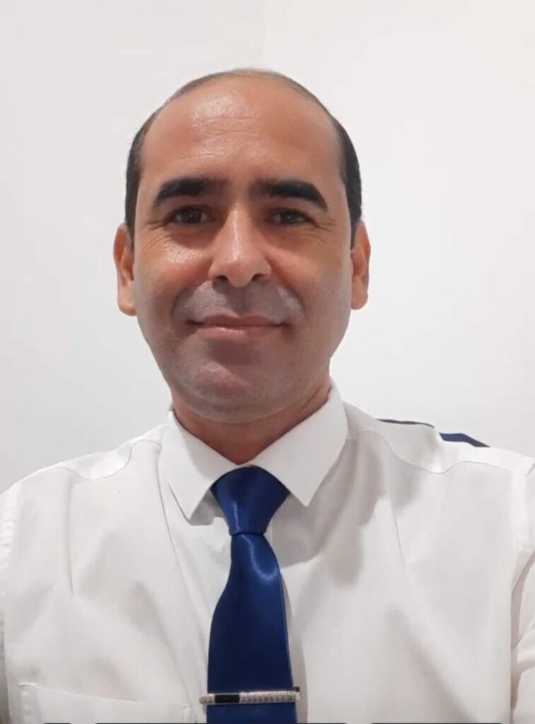 BUSQUEM, POIS, EM PRIMEIRO LUGAR 4 Pr Tiago Holanda