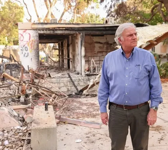 2831349119 franklin graham